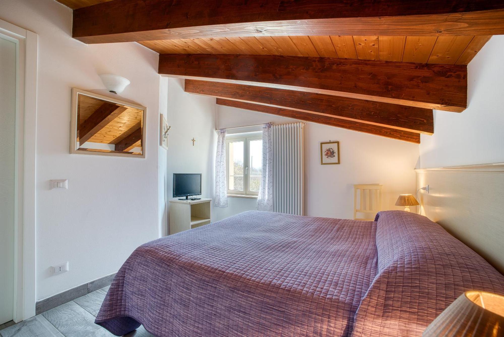 Casavacanzelemore - Casa Zoe Valfabbrica Екстер'єр фото