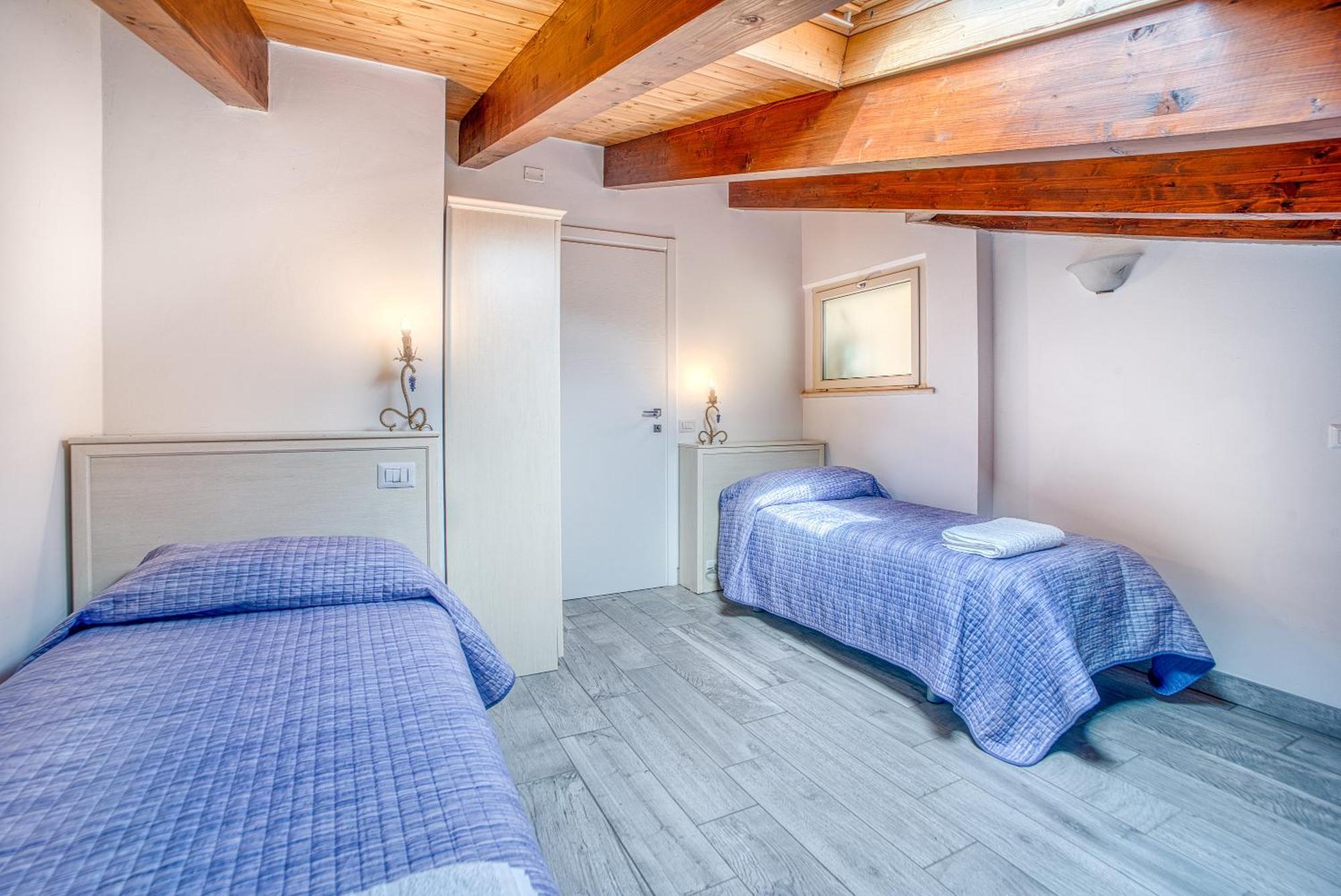 Casavacanzelemore - Casa Zoe Valfabbrica Екстер'єр фото