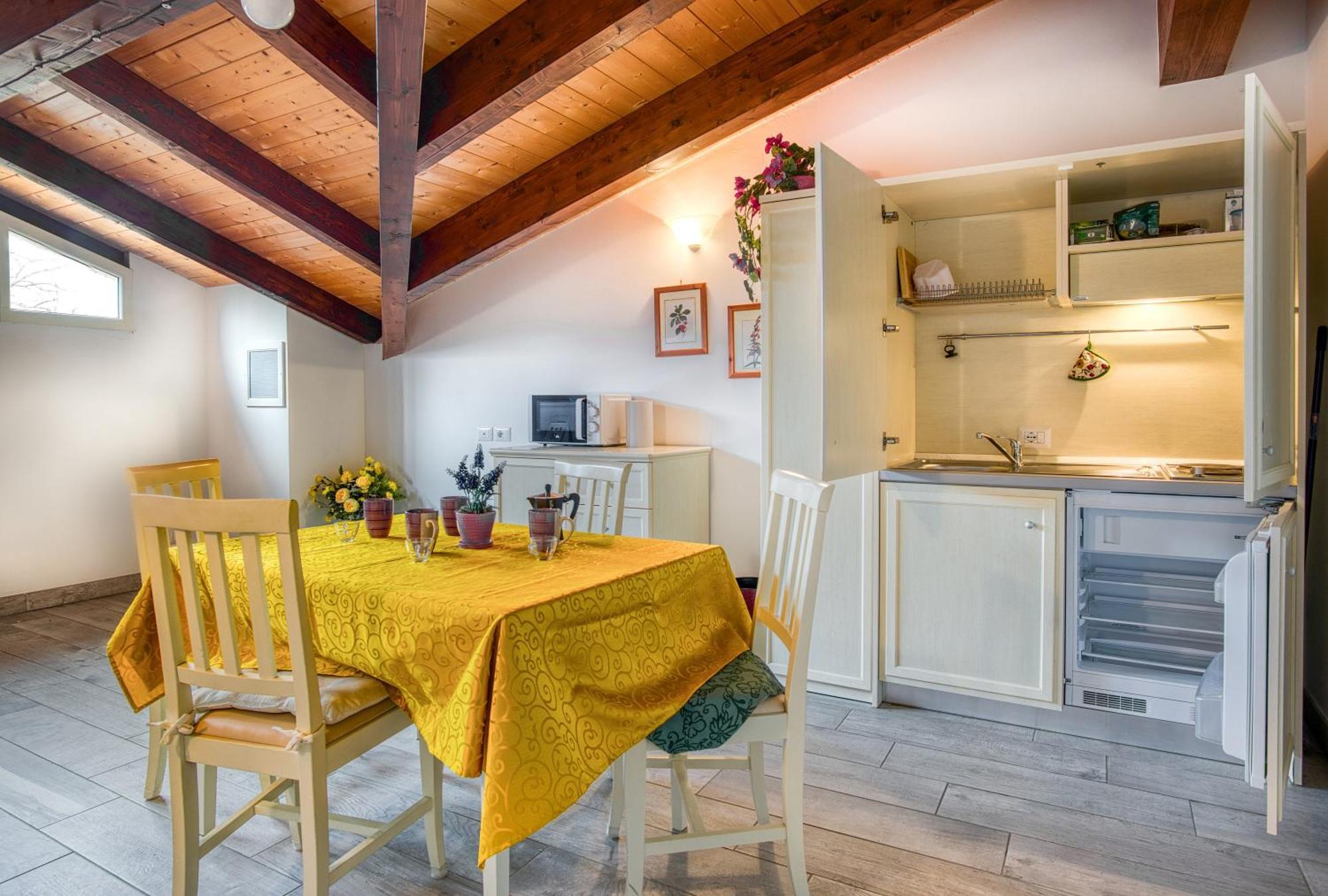 Casavacanzelemore - Casa Zoe Valfabbrica Екстер'єр фото