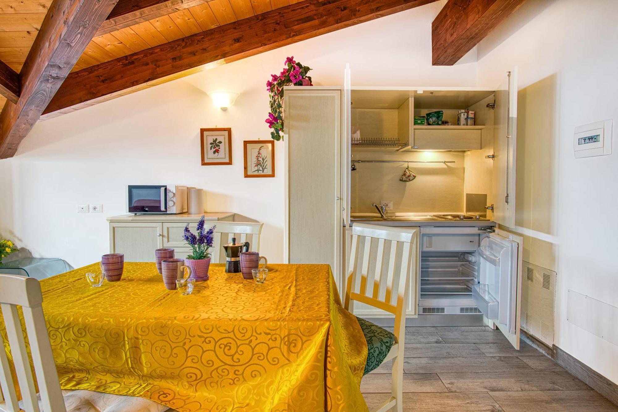 Casavacanzelemore - Casa Zoe Valfabbrica Екстер'єр фото